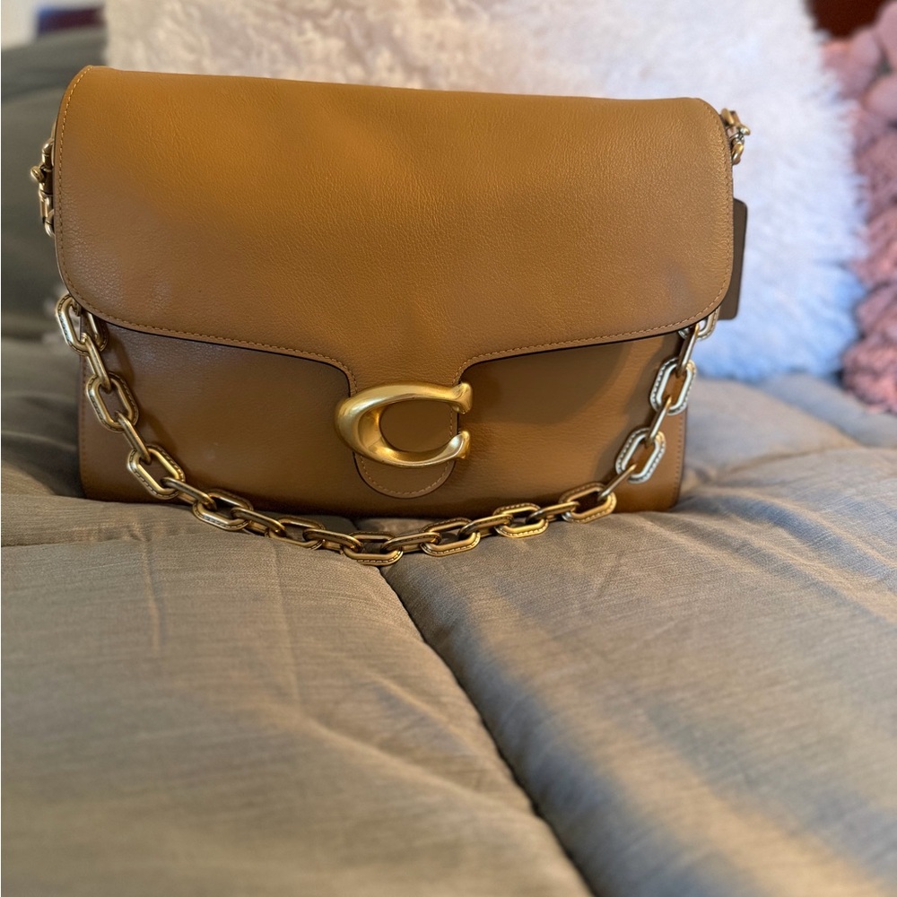 Coach Brown Leather Shoulder Bag with Gold Chain